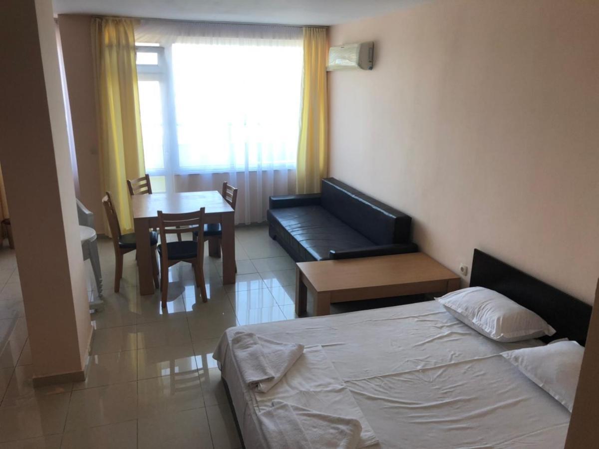 Апартаменти Бриз 1 Pomorie Ngoại thất bức ảnh